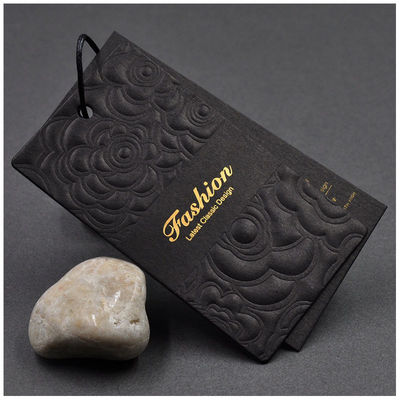 Hot Stamping Varnishing Pantone แท็กแขวนส่วนบุคคลสำหรับเสื้อผ้า