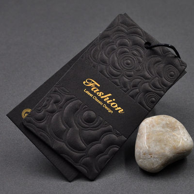Hot Stamping Varnishing Pantone แท็กแขวนส่วนบุคคลสำหรับเสื้อผ้า